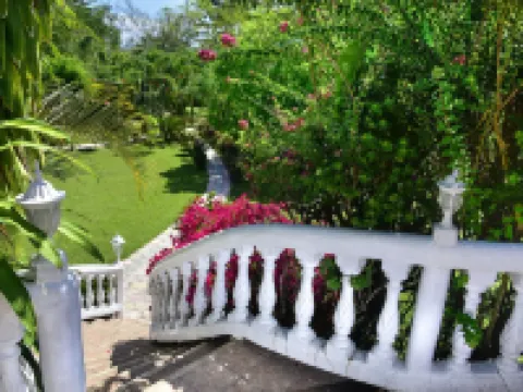Banana Bank Lodge Hotels in Belmopan