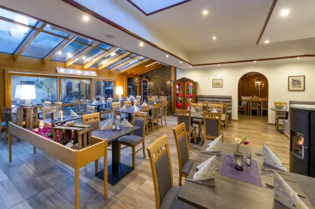 Akzent Hotel Restaurant Roter Ochse Rhens Bei Koblenz Отели в г. Брей