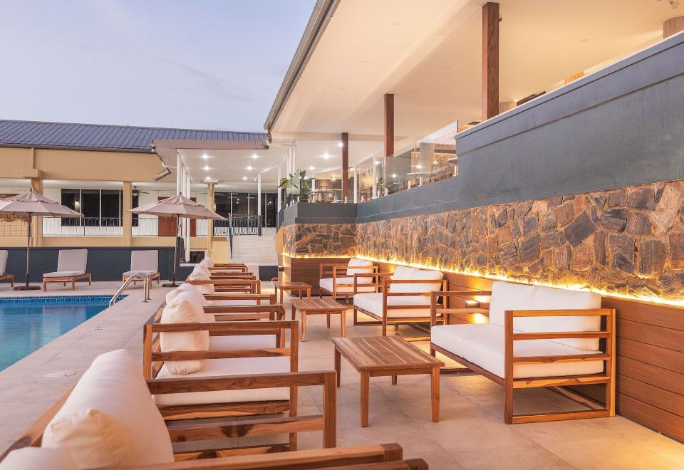 Cara Suites Hotel and Conference Centre Over view