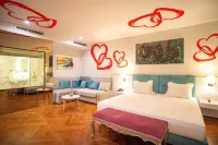 Bougainville Bay Hotel Отели в г. Саранда