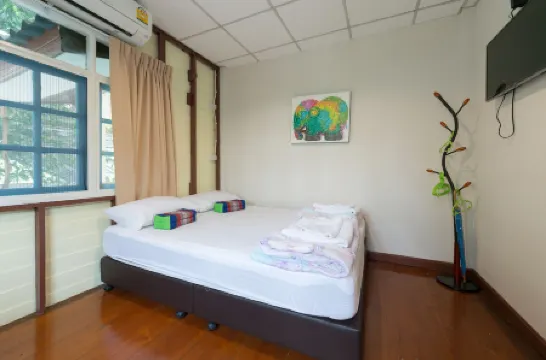 Nty Hostel Near Suvarnabhumi Airport