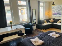 Feldhouse Hotels near Hemelingen