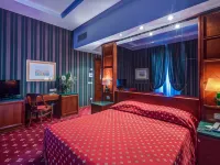 Atlante Garden Hotel Hotels near Piazza del Risorgimento