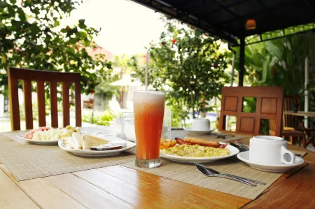 D'Padang Отели рядом с достопримечательностью «Thomas Beach»