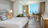 Pelican Grand Beach Resort, a Noble House Resort Hotels in Форт-Лодердейл