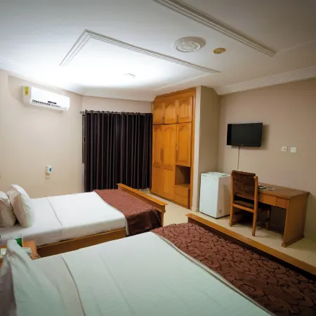 Eastgate Hotel