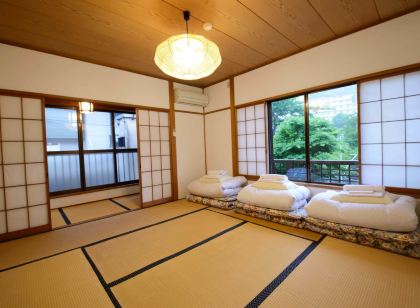 囲炉裏ゲストハウス天幕