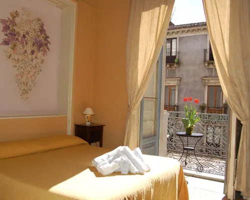 聖德梅特里奧酒店 卡塔尼亞省酒店