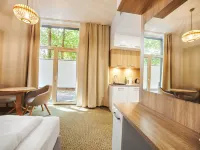 Molo Park Aparthotel Hotele w: Mielno