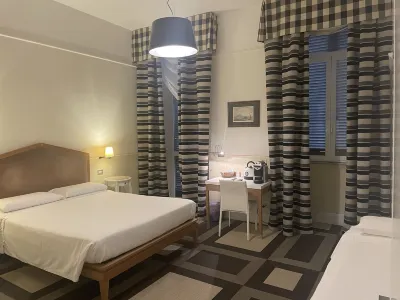 Piazza di Spagna Prestige Hotels near Via Antonio Canova