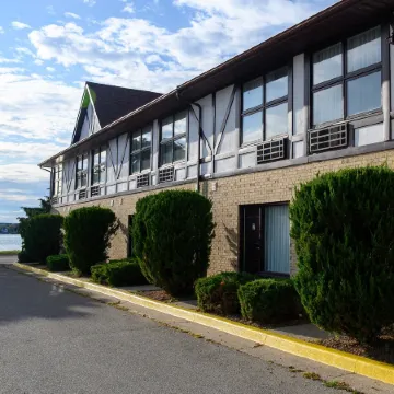 Days Inn by Wyndham Sarnia Harbourfront