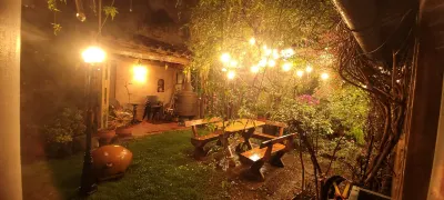 イジャス イン のホテル