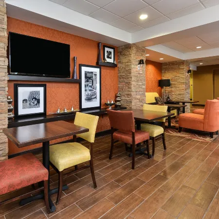 Hampton Inn Clinton