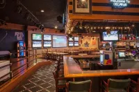 Decatur Conference Center and Hotel - Bar