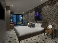 Hotel St.Thomas Hotels near Ex-Centris Cinema