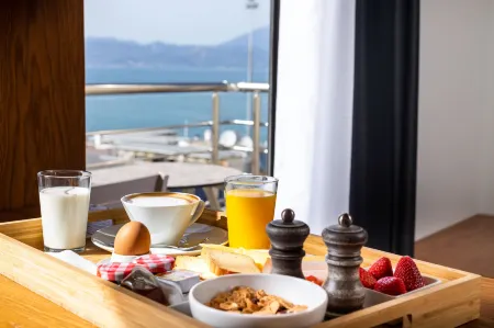 Days City Suites Отели рядом с достопримечательностью «Собор Андрея Первозванного»