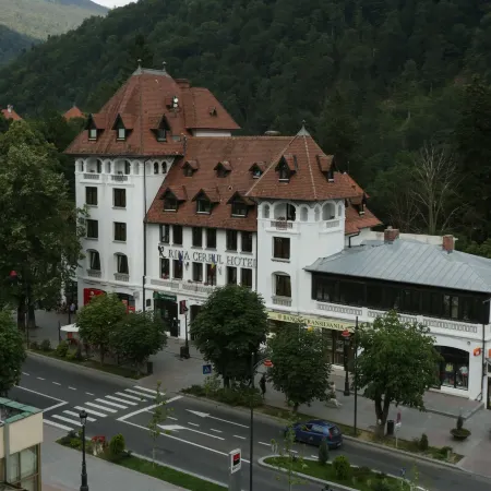 Hotel Rina Cerbul