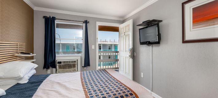 Boardwalk Hotel Charlee & Apartments Beach Hotel Oceanfront Hotels in Ocean County