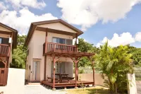 Churaumi Village Hoteles cerca de Acuario Churaumi