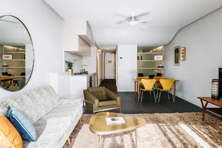 Nishi Apartments Eco Living by Ovolo Отели в г. Ярраламла