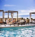 Silver Legacy Reno- A Caesars Rewards Destination - piscina
