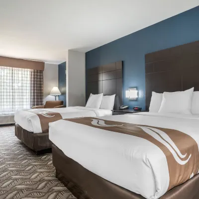 Quality Suites Baton Rouge East - Denham Springs Hotels near Red Oaks Park