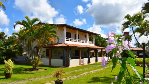 호텔 포우사다 란초 펀도 카마사리 호텔