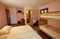 Hotel Ristorante Baldi Hotels in Airolo