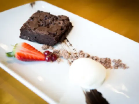 Ramada Plaza by Wyndham Wrexham Hotels in Offa