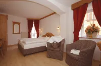 Central Hotel Hotels in Moena