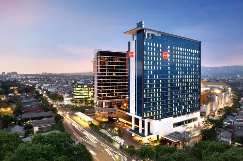 Ibis Bandung Trans Studio Hotels in Kiaracondong