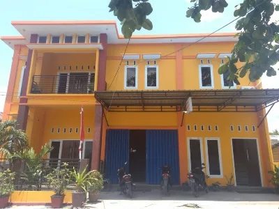 Sinar Harapan Hôtels à : Tomia Timur