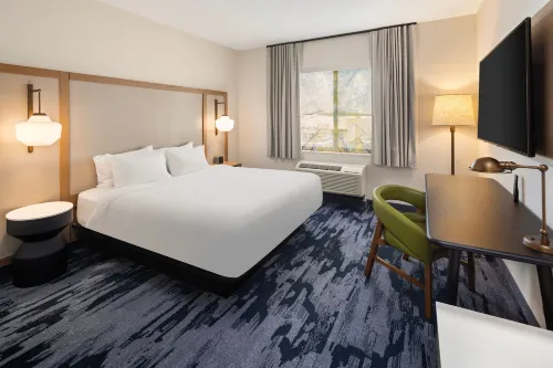 Fairfield Inn & Suites Alexandria فنادق في Alexandria