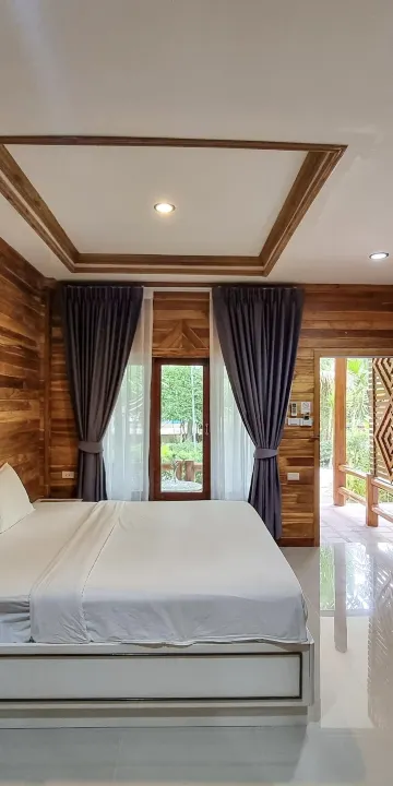 ห้องซูพีเรียร์ เตียงใหญ่ 1 เตียง