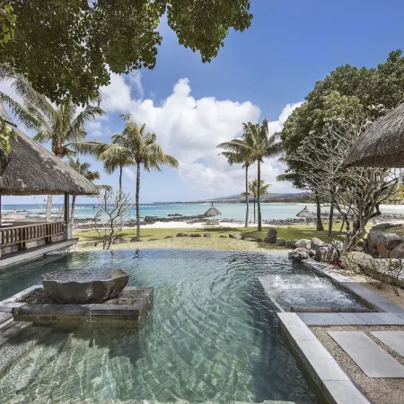 Shanti Maurice Resort & Spa