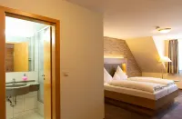 Land-Gut-Hotel Räuber Lippoldskrug Các khách sạn ở Dielmissen