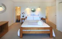 Onetangi Beach Apartments - Balcony
