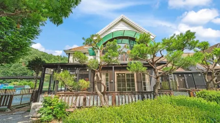 Gapyeong Dangdangi Pet Pension Green Отели рядом с достопримечательностью «Jara Island»