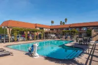 Laurel Inn & Conference Center - 3-Sterne