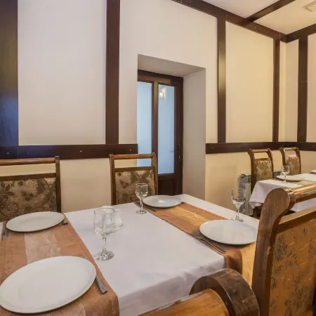 Ariana Family Hotel