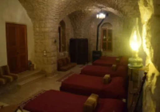 Boustany Guest House - Hostel