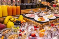 Hôtel les Armures - breakfast