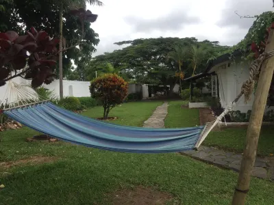 John's Place Hotels in 