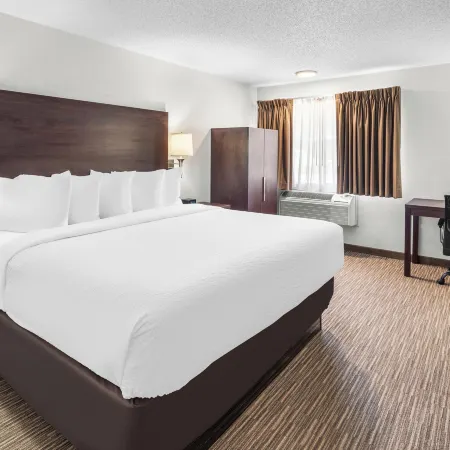 EverSpring Inn & Suites