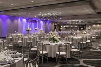 Cleveland Marriott East Hotels in Warrensville Heights