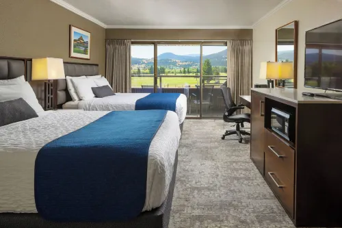 Fairmont Hot Springs Resort - 3-Star