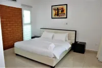 Ivoire Lodge Hotels in Adiaké