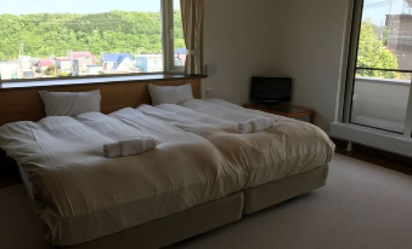 Tsuru Apartments - Housity