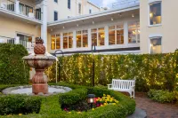 Perry Hotel Hotels in Petoskey