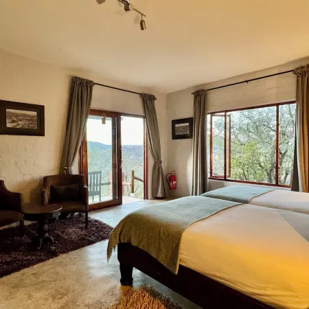 River Crossing Lodge